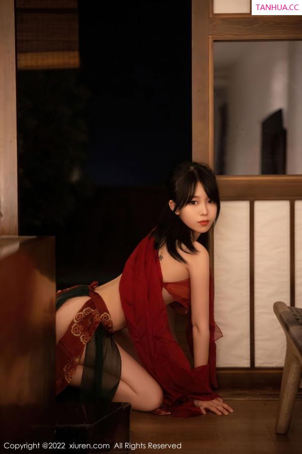 小奶瓶呜呜  [XiuRen]高清写真图 2022.08.25 No.5527 奶瓶第50张图片
